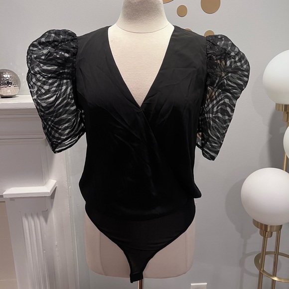 fab'rik Tops - fab’rik Statement Sleeve Bodysuit